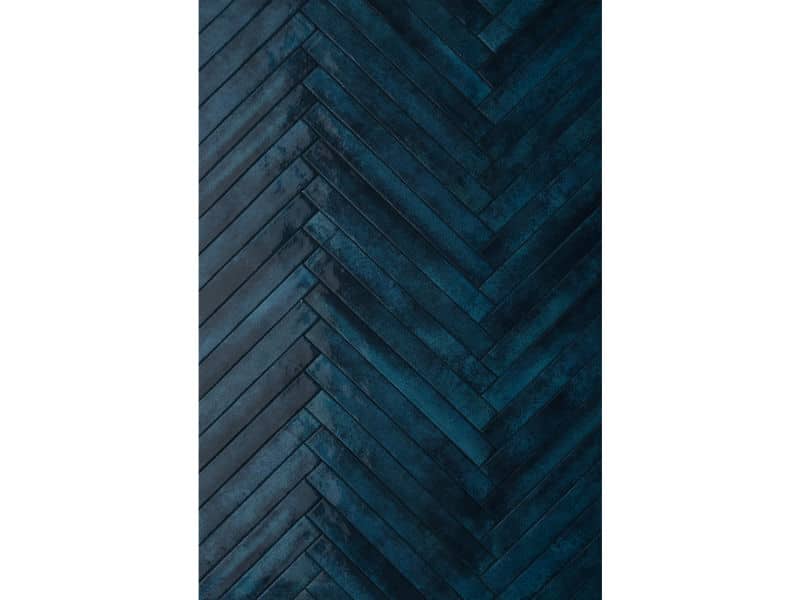 Slim porcelain gloss wall tile